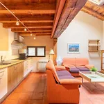 La Casona Y Casitas De Tabladillo *