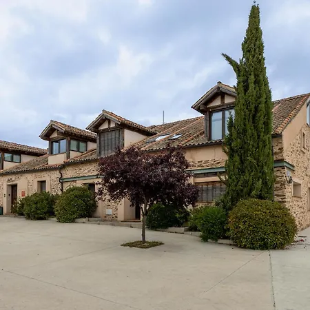 Nyaraló La Casona Y Casitas De Tabladillo *