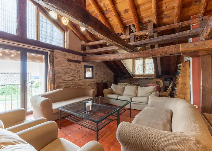 La Casona Y Casitas De Tabladillo Holiday home Santa Maria la Real de Nieva