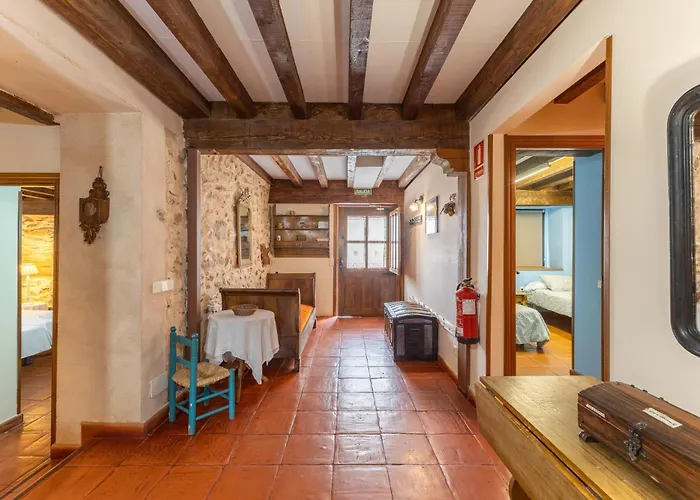 Dom wakacyjny La Casona Y Casitas De Tabladillo *